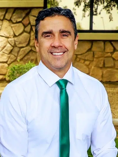 Img-home-dr-kelly-wettstein